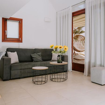 Sun Stories Suites Βόθον Εξωτερικό φωτογραφία