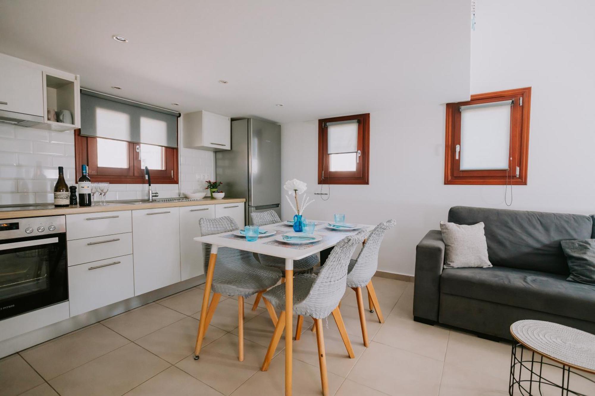 Sun Stories Suites Βόθον Εξωτερικό φωτογραφία