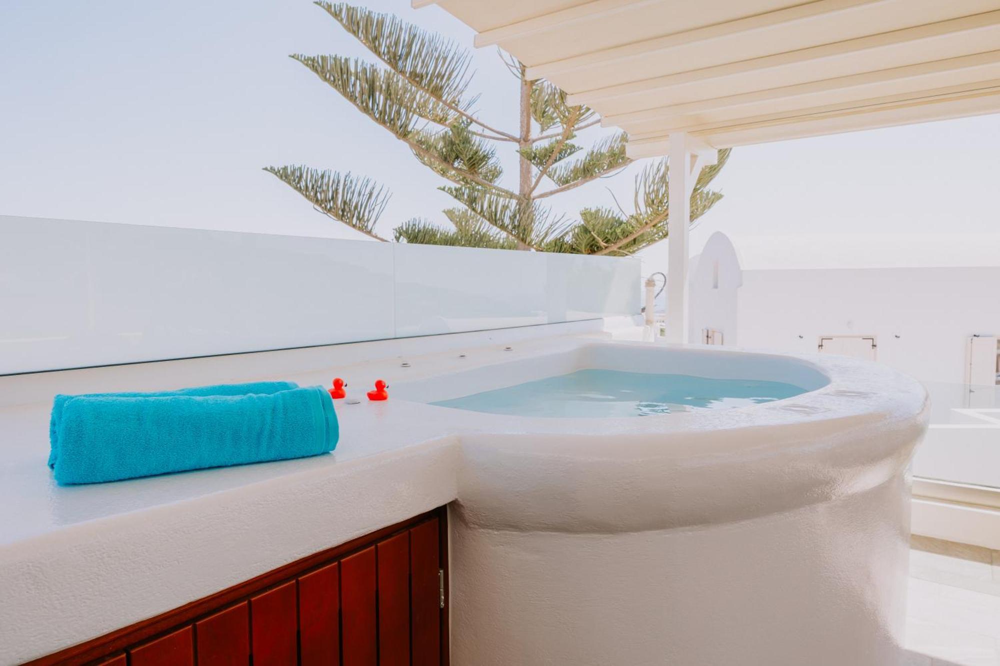 Sun Stories Suites Βόθον Εξωτερικό φωτογραφία