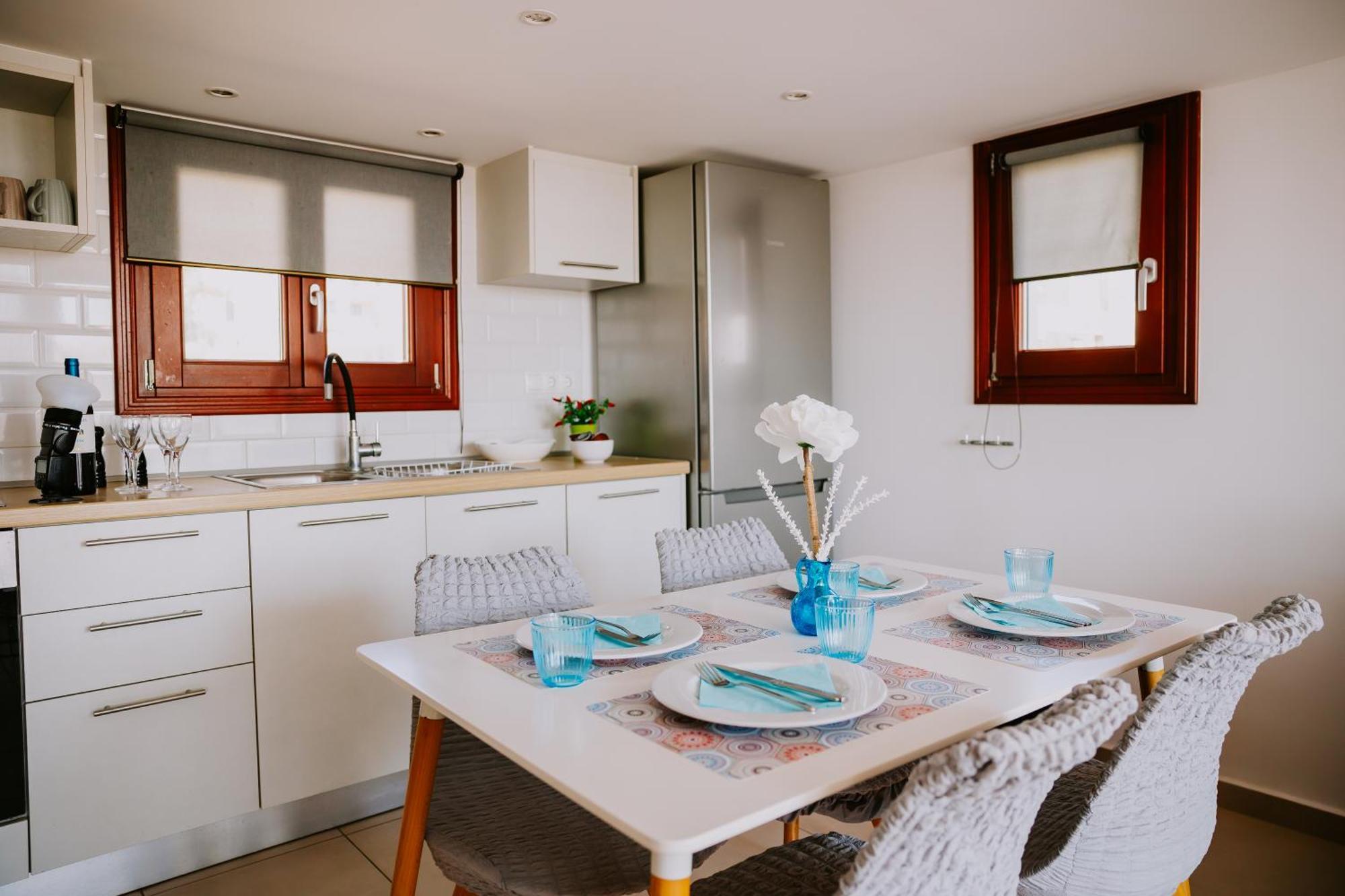 Sun Stories Suites Βόθον Εξωτερικό φωτογραφία
